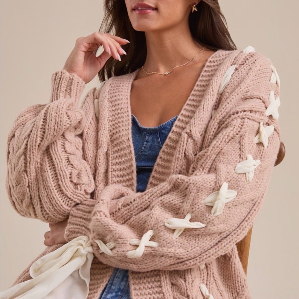 Altard State Callia Ribbon Chunky Cable Knit Cardigan in Taupe and Ivory